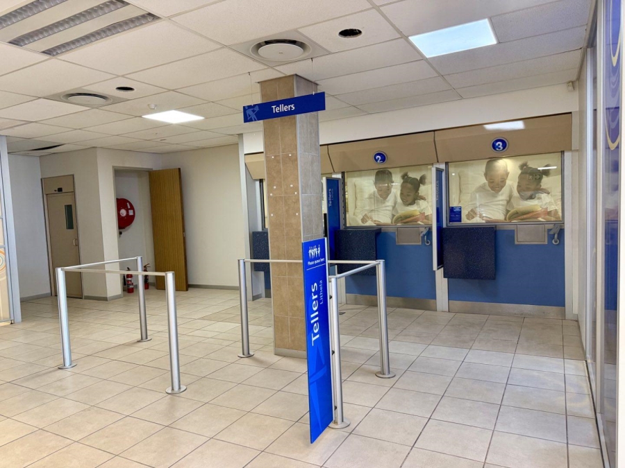 To Let commercial Property for Rent in Woodstock Western Cape